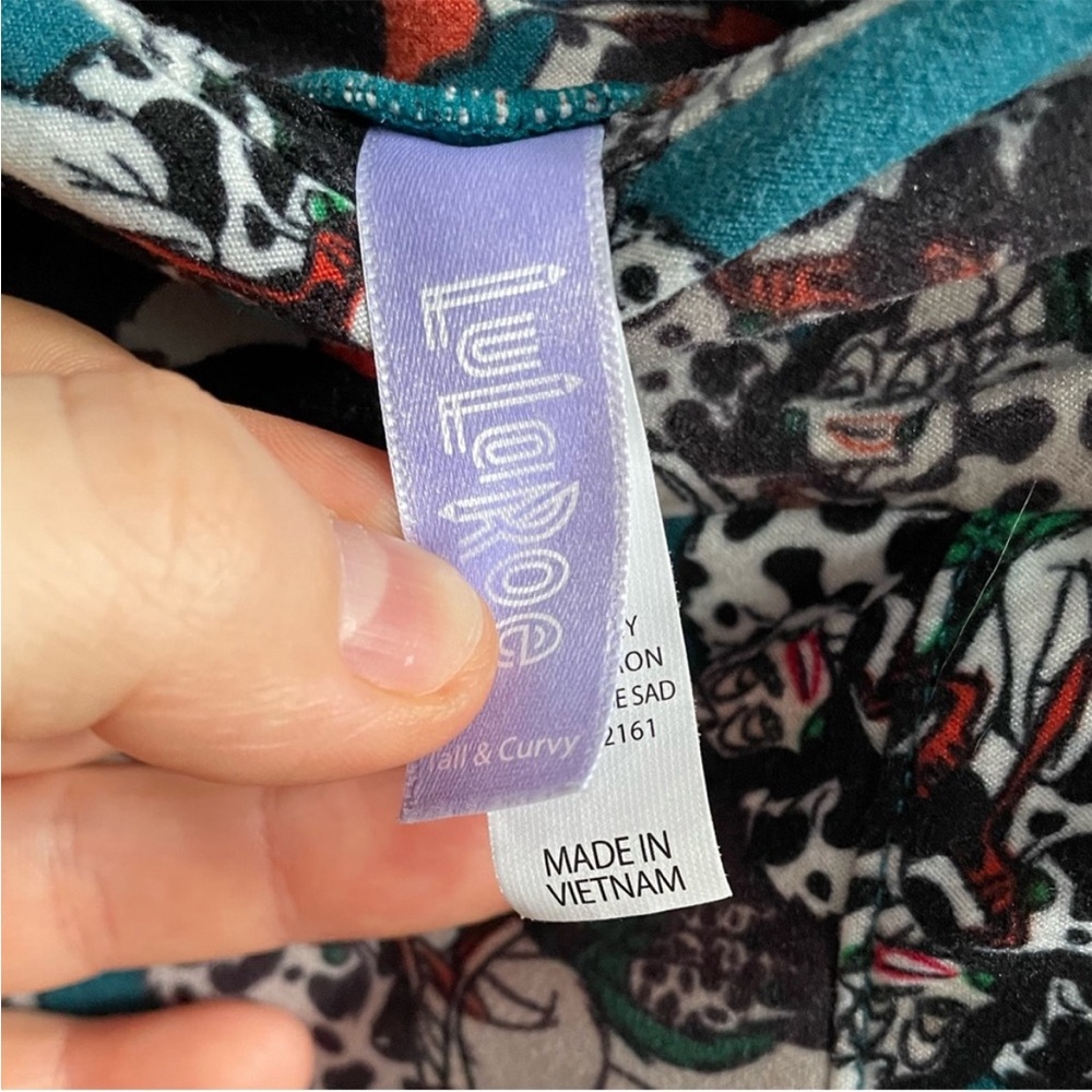 Cruella de Vil LuLaRoe Leggings - Picture 6 of 10